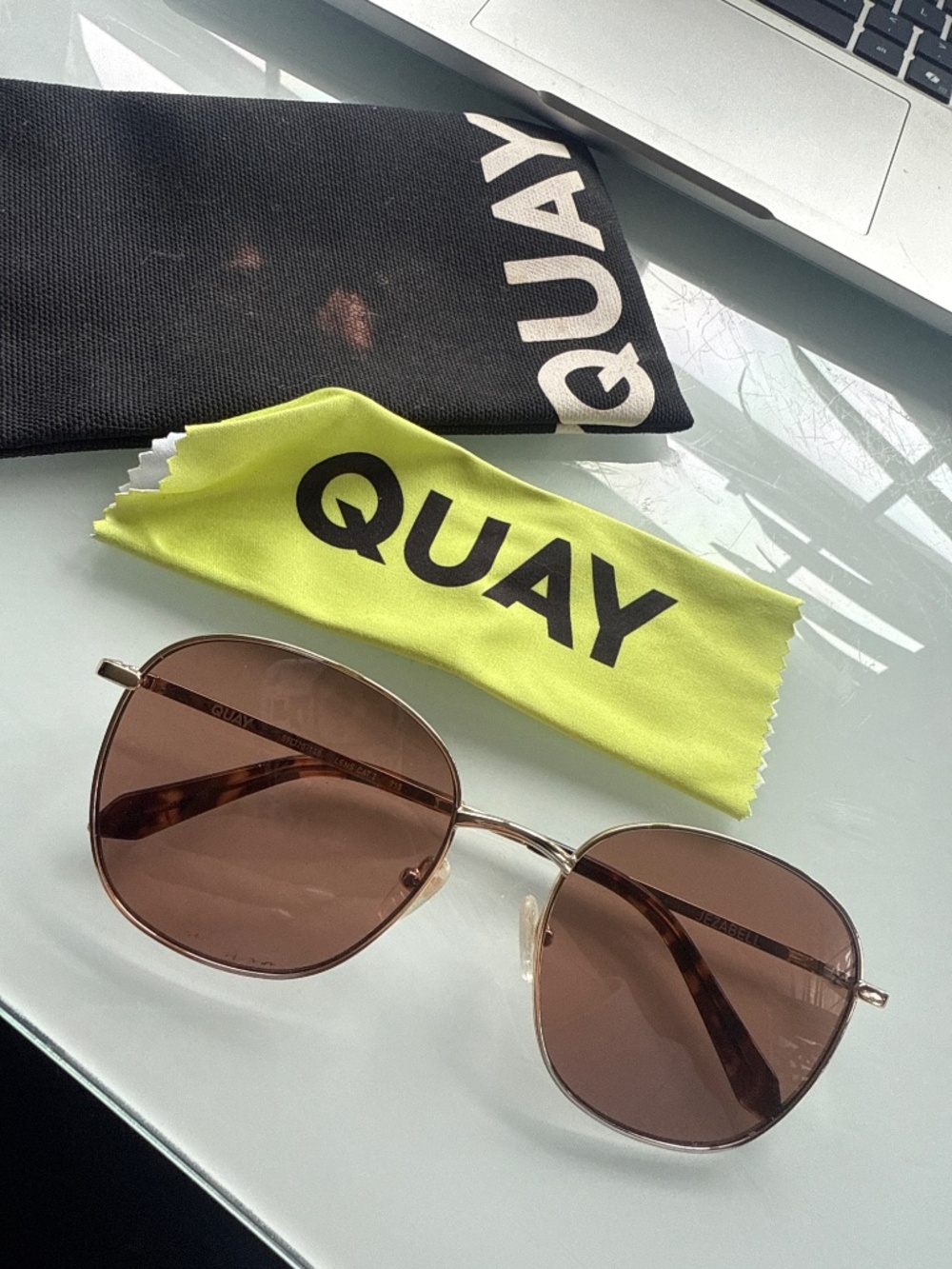 Quay Australia Jezabell Brand New